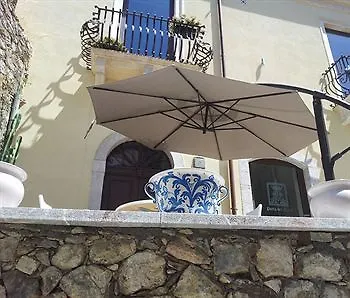 Porta Del Tocco Design Rooms Taormina